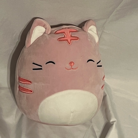 Squishmallows 8" Paulita Pink Cat 2021 Plush Kellytoy Toy Easter Tabby - Picture 2 of 8